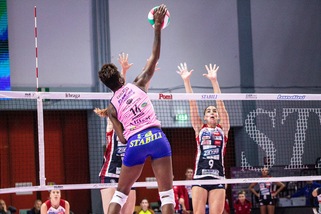 A1 Femminile, Caserta spaventa l'Imoco, Firenze seconda
