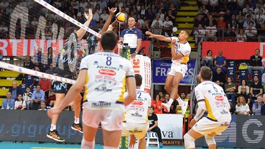 Superlega, domenica in campo solo Verona-Piacenza