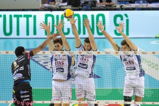 Supercoppa, la finale è Modena-Perugia