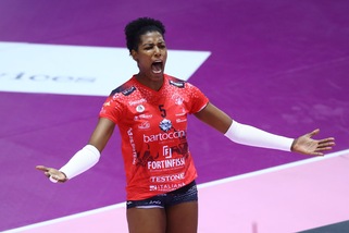 Prima vittoria in A1 per Perugia, travolta Brescia