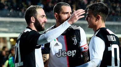Serie A, Atalanta-Juve 1-3: Higuain e Dybala firmano la rimonta, Gosens non basta