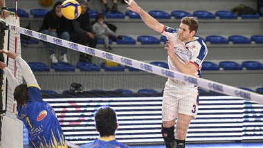 Per Calci tre punti d'oro nel recupero con la Materdomini