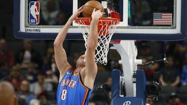 Nba, successi per Belinelli e Gallinari. Lakers e Bucks non si fermano