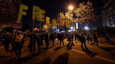 Marca: "Scontri prima di Barcellona-Real Madrid: due feriti gravi"