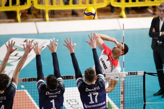 A2 Maschile, Siena vince anche a Santa Croce, Calci ko