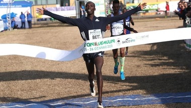 Alla 88^ Cinque Mulini Nadia Battocletti quinta, Yeman Crippa sesto