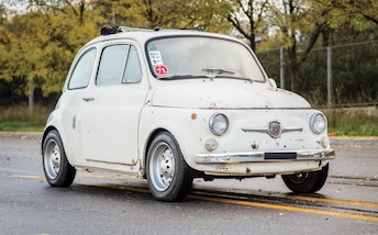 Abarth 695 SS, esemplare originale del 1966 all'asta: scatti