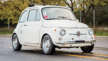 Abarth 695 SS, esemplare originale del 1966 all'asta: scatti
