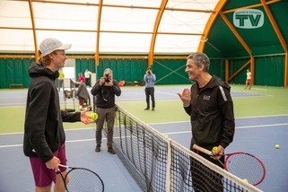 Fiorello contro Sinner: che show a Bordighera!