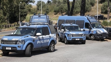 Due mamme arrestate per abusi sessuali sulle figlie