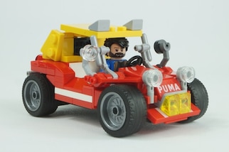 Dune Buggy del film Altrimenti ci Arrabbiamo versione Lego: le immagini