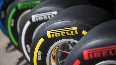 Borsa, a Piazza Affari volano Pirelli e Stm