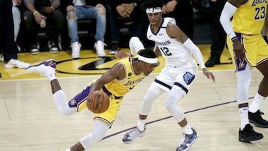 Nba, Lakers ko a Memphis. Vincono gli Spurs di Belinelli e i Rockets