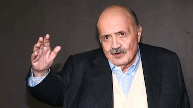 Coronavirus, Costanzo: "Io esco di casa, ma sto attento"