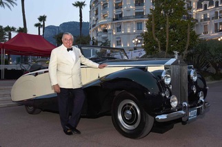 Auto pazzesche: la collezione di lusso dell'ambasciatore del Belize