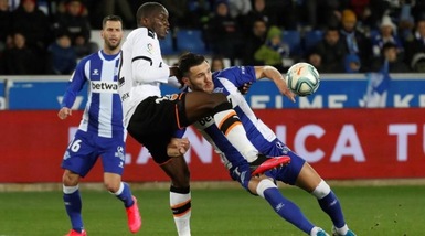 Liga, l'Alaves ferma il Valencia sull'1-1: Florenzi in campo dopo un mese