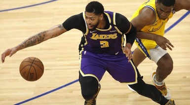 Nba, emergenza più vicina ma si gioca: Lakers ko, Belinelli ne fa 16