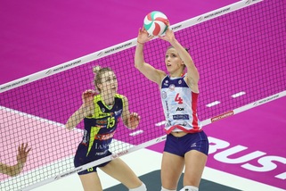 Malinov rinnova con Scandicci