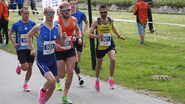 La Norvegia apre la strada alle corse su strada