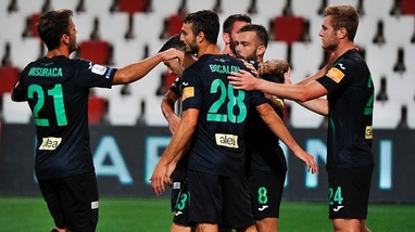 Serie B: Spezia in semifinale e Pordenone ai playoff, rischiano Pescara e Perugia