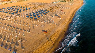 Ferragosto: Coronavirus, a Viareggio vietati i gavettoni