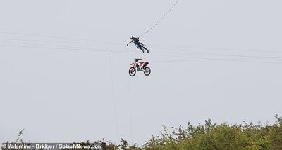 Mission: Impossible 7, set in fiamme dopo un salto con la moto