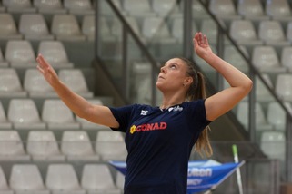 Operazione al crociato per Laura Grigolo