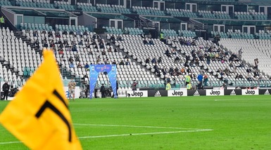 Juve-Barcellona, Ronaldo-Messi per tutti: l’Uefa vuole i tifosi