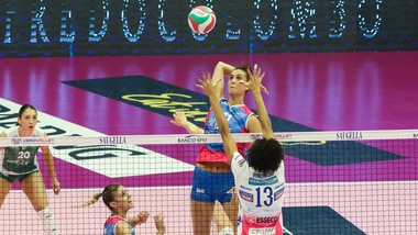 Monza batte Novara in quattro set