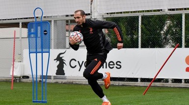 Juve, nuovo stop in rifinitura: Chiellini out per la Dynamo Kiev
