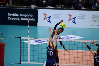 Conegliano schiaccia anche il Fenerbahçe