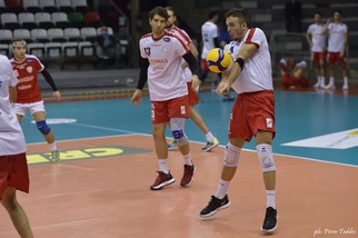 Reggio nell'anticipo sfrutta le assenze di Lagonegro