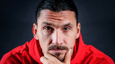 Milan, Ibrahimovic stuzzica Buffon: "Per lui è facile, non deve restare in forma"