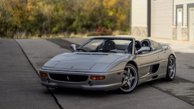 Ferrari F355 Spider, modello personalizzato da Shaquille O'Neal all'asta