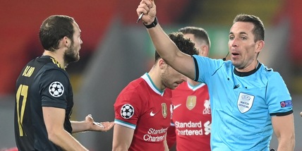 Juve, a Barcellona arbitra Stieler: ecco i due precedenti