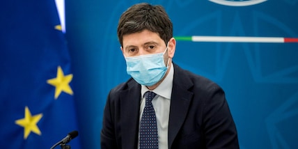 Covid, la variante indiana fa paura: Speranza emette un’ordinanza