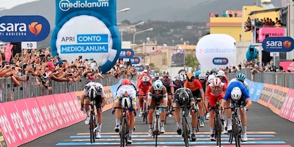 Giro d'Italia: Demare vince la quarta tappa