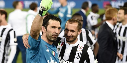 Juventus, ringiovanire senza perdere i leader. I rinnovi di Buffon e Chiellini