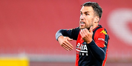 Genoa, Strootoman se ne va. I tifosi omaggiano Ballardini