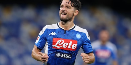 Mertens non si muove da Napoli: "Non ho motivi per andare via"