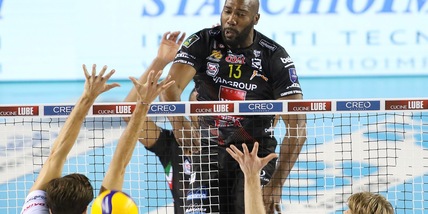 Supercoppa: domani in campo per le semifinali