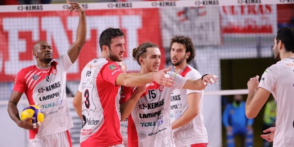 La 7a giornata apre con Castellana Grotte-Santa Croce