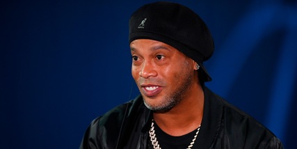 Brasile, Ronaldinho ancora nei guai: deve pagare gli alimenti all'ex moglie