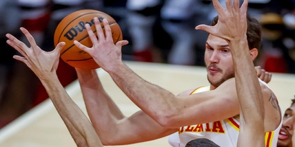 Gallinari vola con gli Hawks. Boston di misura contro Philadelphia