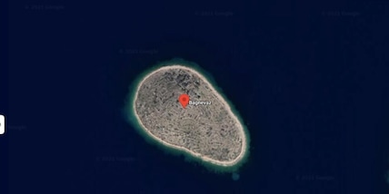 Croazia, l'incredibile storia dell'isola a forma di impronta digitale