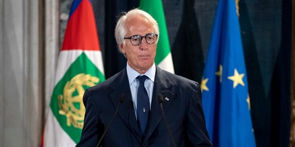 Malagò: "Le piscine meritano maggiore attenzione in pandemia"