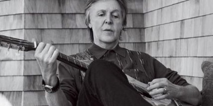 Paul McCartney: il suo basso venduto all’asta per una cifra shock