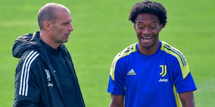 Juve, la carica dei 200 tifosi. Allegri: "Non facciamoli crossare"