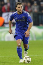 «La Juventus su Ivanovic per sostituire Dani Alves»