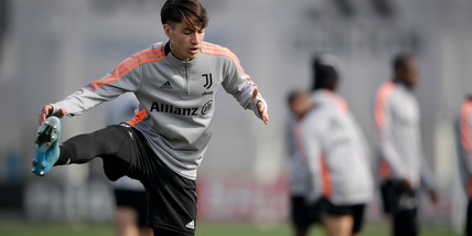 Juve, Soulè svela: "Avevo tre offerte, ma ho scelto i bianconeri"